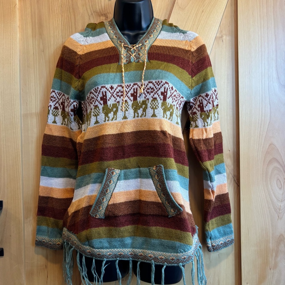 💕New Listing💕Alpaca Patterned Earth Tones Cozy Sweater